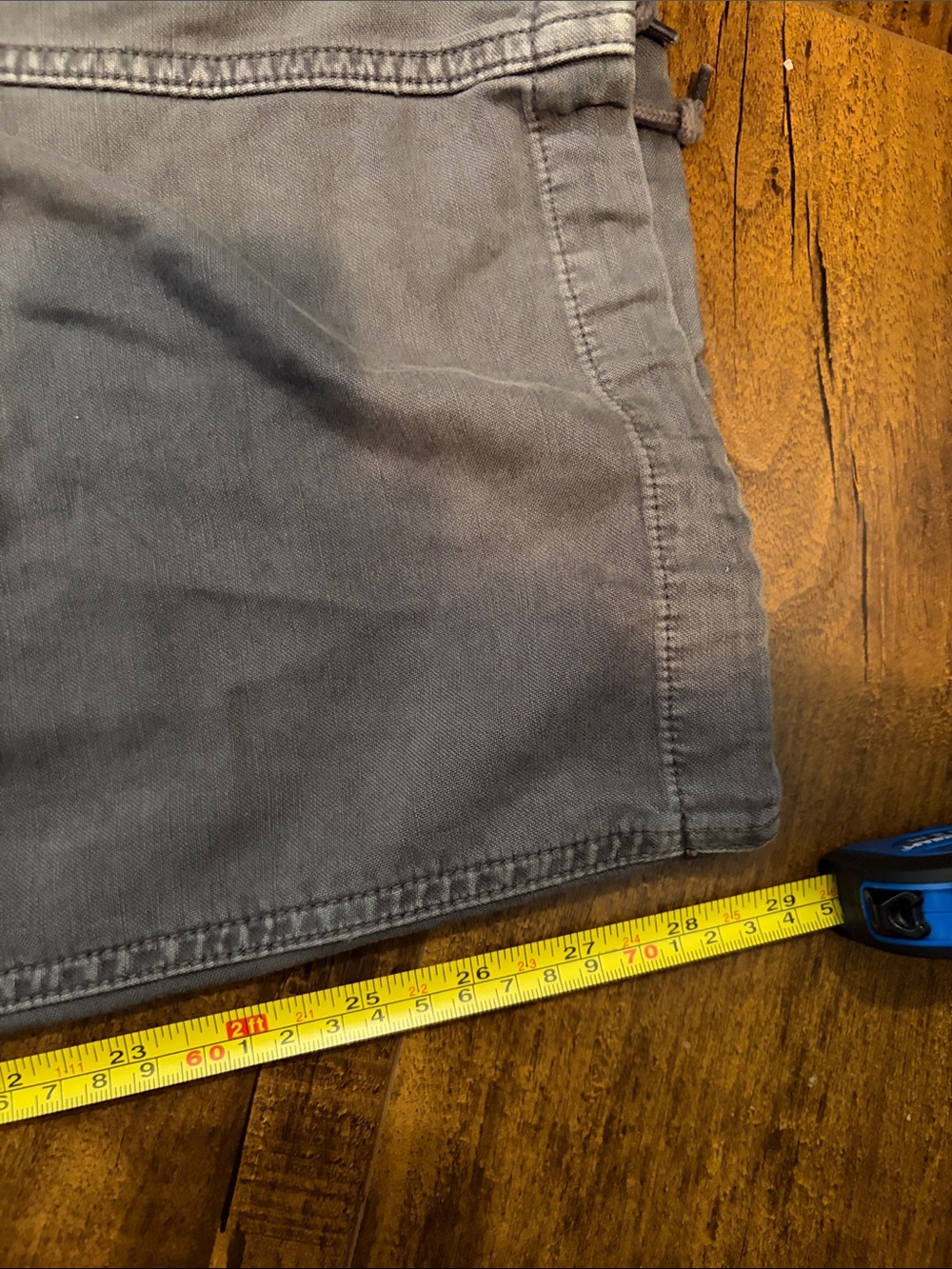 Aritzia TNA - Supply Cargo Pant in Lived-in Coal Grey - 0 - Picture 15 of 15